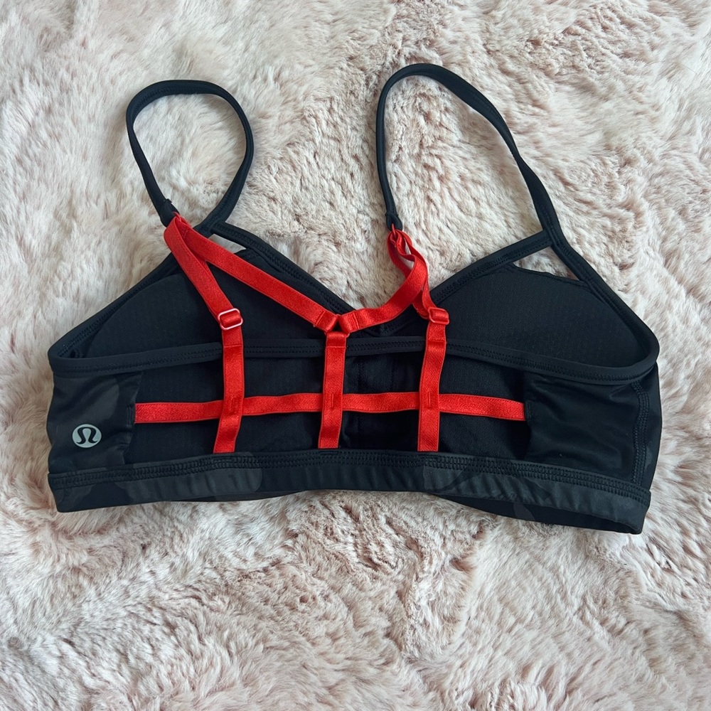 lululemon sports bra